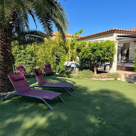 Villa Avec Piscine Gallargues Le Montueux Bagian luar foto